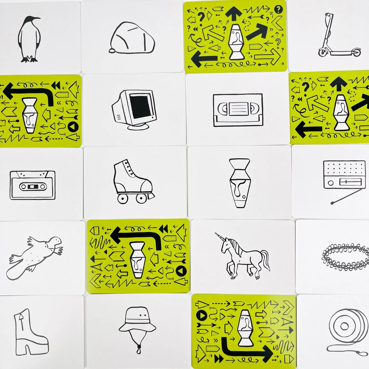 That's Not a Hat — Hilarious Memory & Bluffing Party Card Game