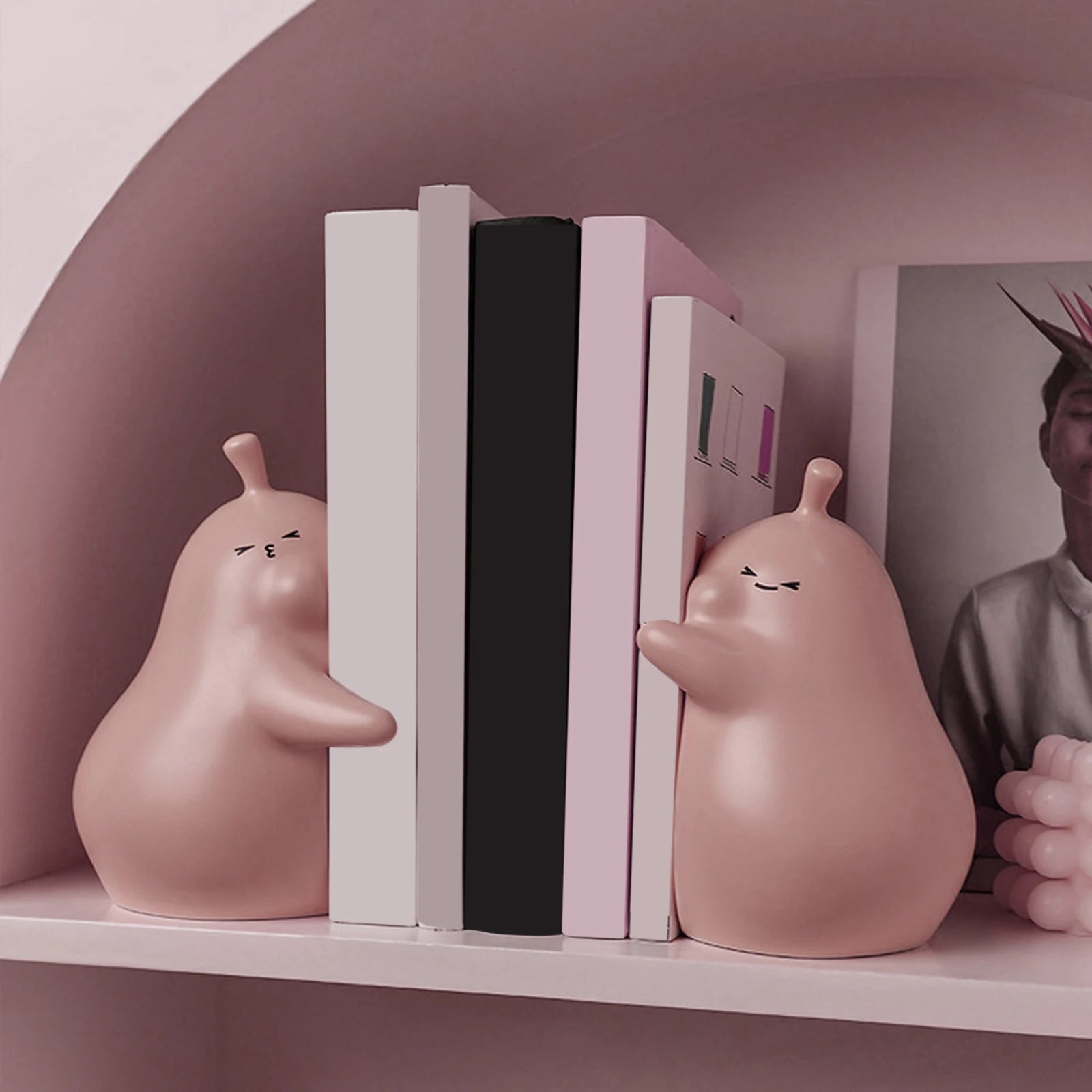 Resin Rabbit Hugging Bookends — Adorable Shelf Companions
