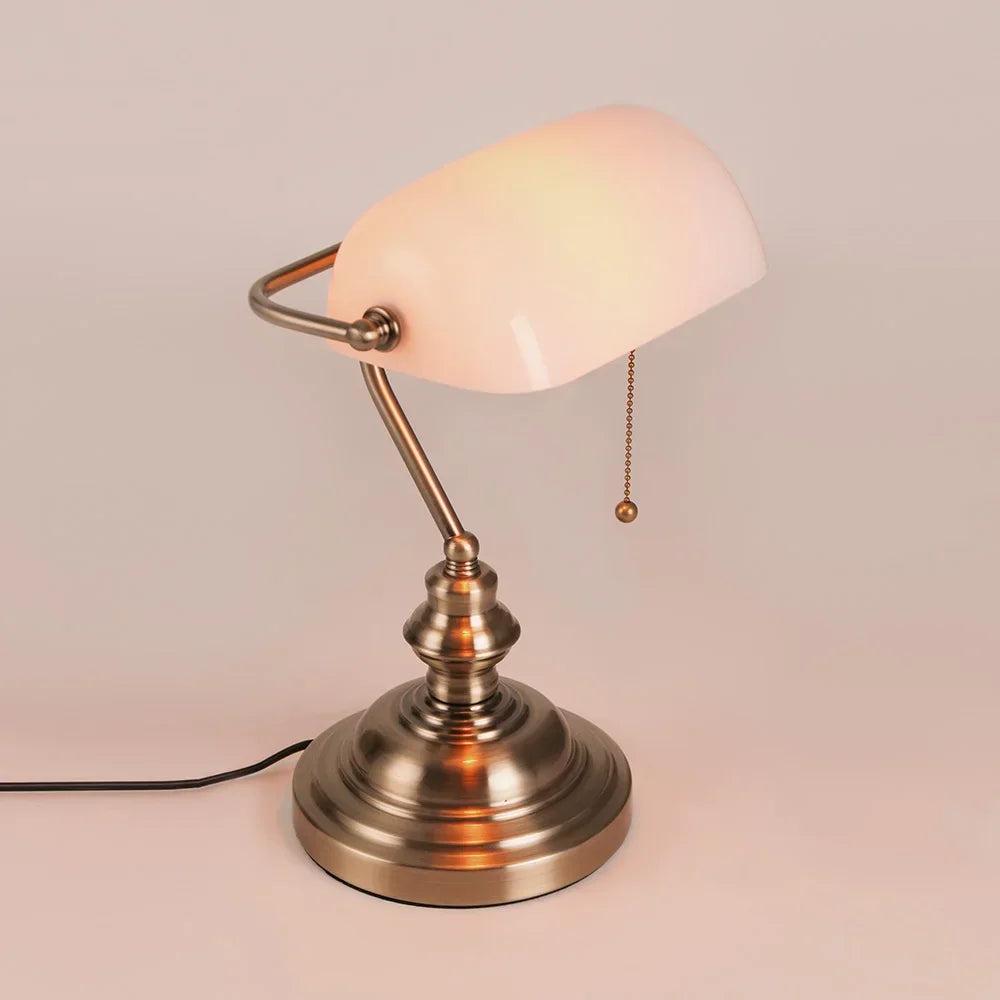 Classic Banker’s Desk Lamp — Retro Glass Library Light
