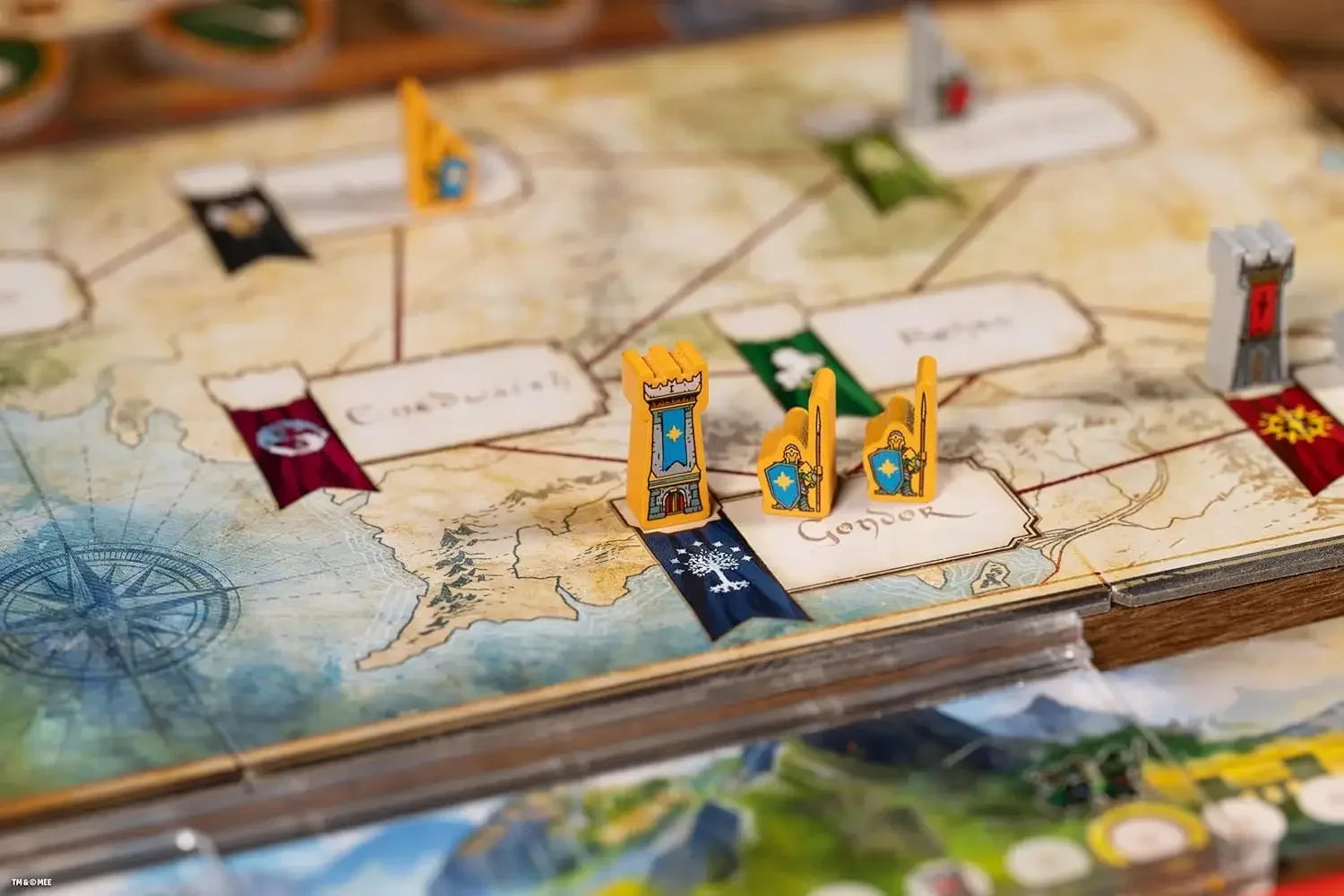 The Lord of the Rings: Duel for Middle-earth — Epic Two-Player Strategy