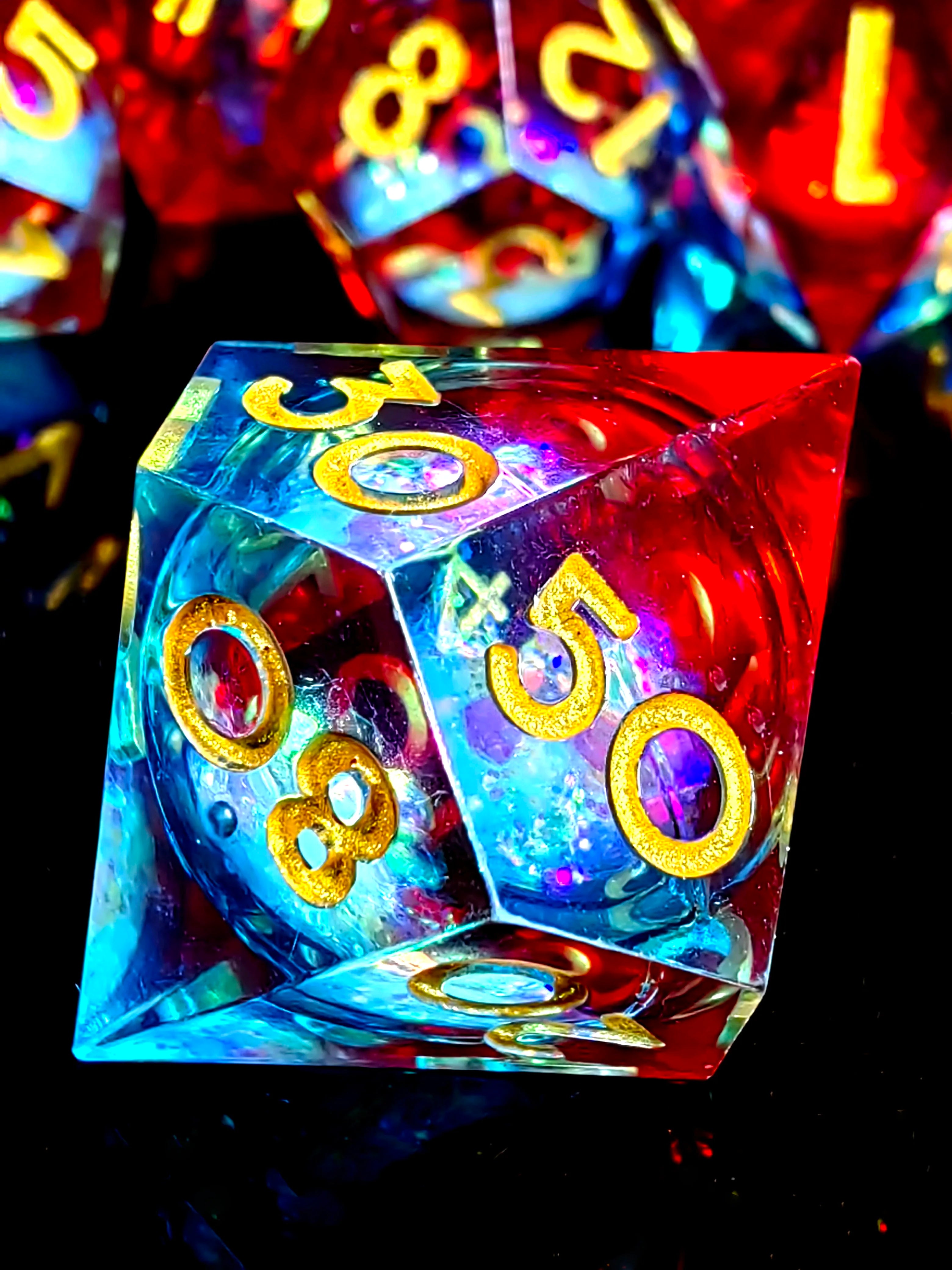 Dungeons & Dragons Dice Set - 7-Piece Sharp Edge Resin Dice with Flowing Sand