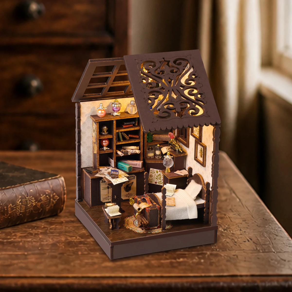 Magic Book Nook — DIY Wooden Miniature Bookshelf Kit