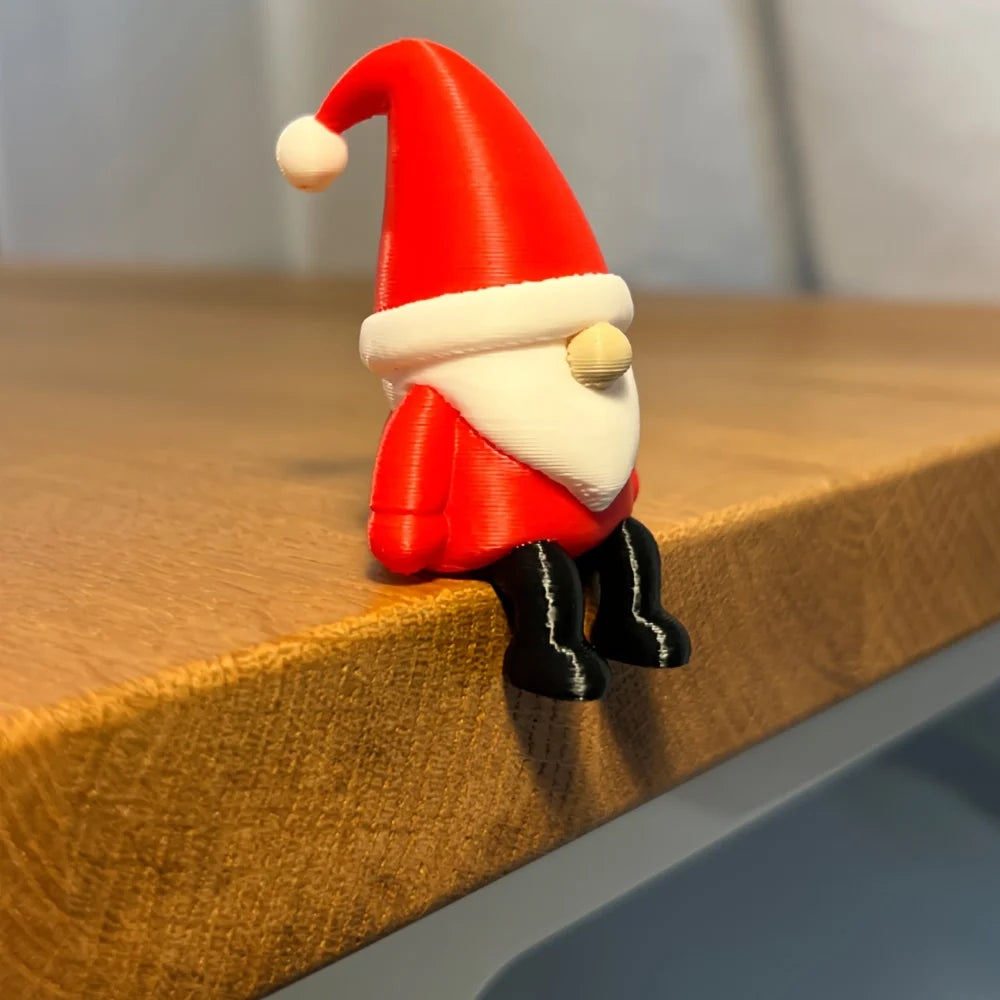 Sitting Christmas Santa — Cute Shelf-Edge Festive Ornament