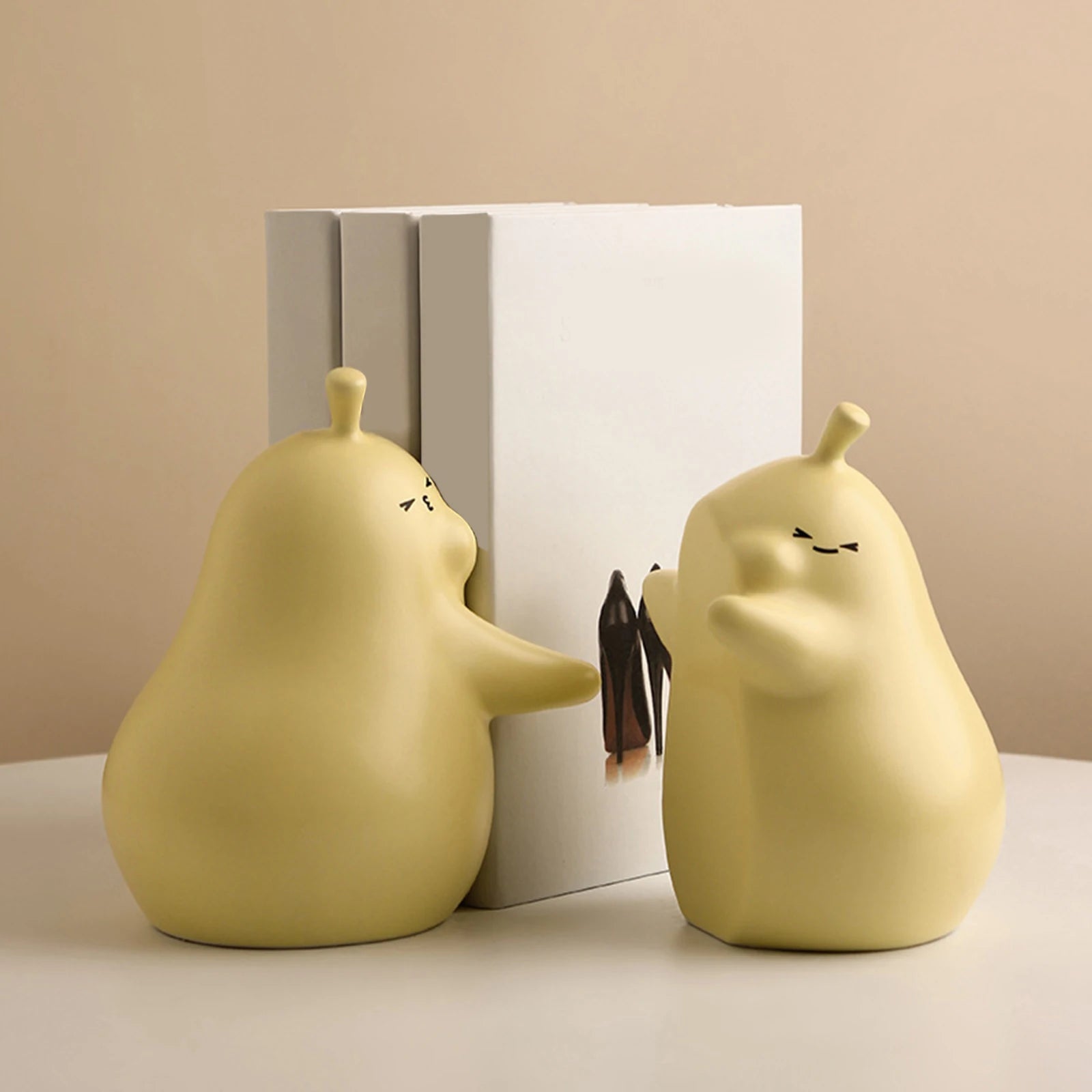 Resin Rabbit Hugging Bookends — Adorable Shelf Companions