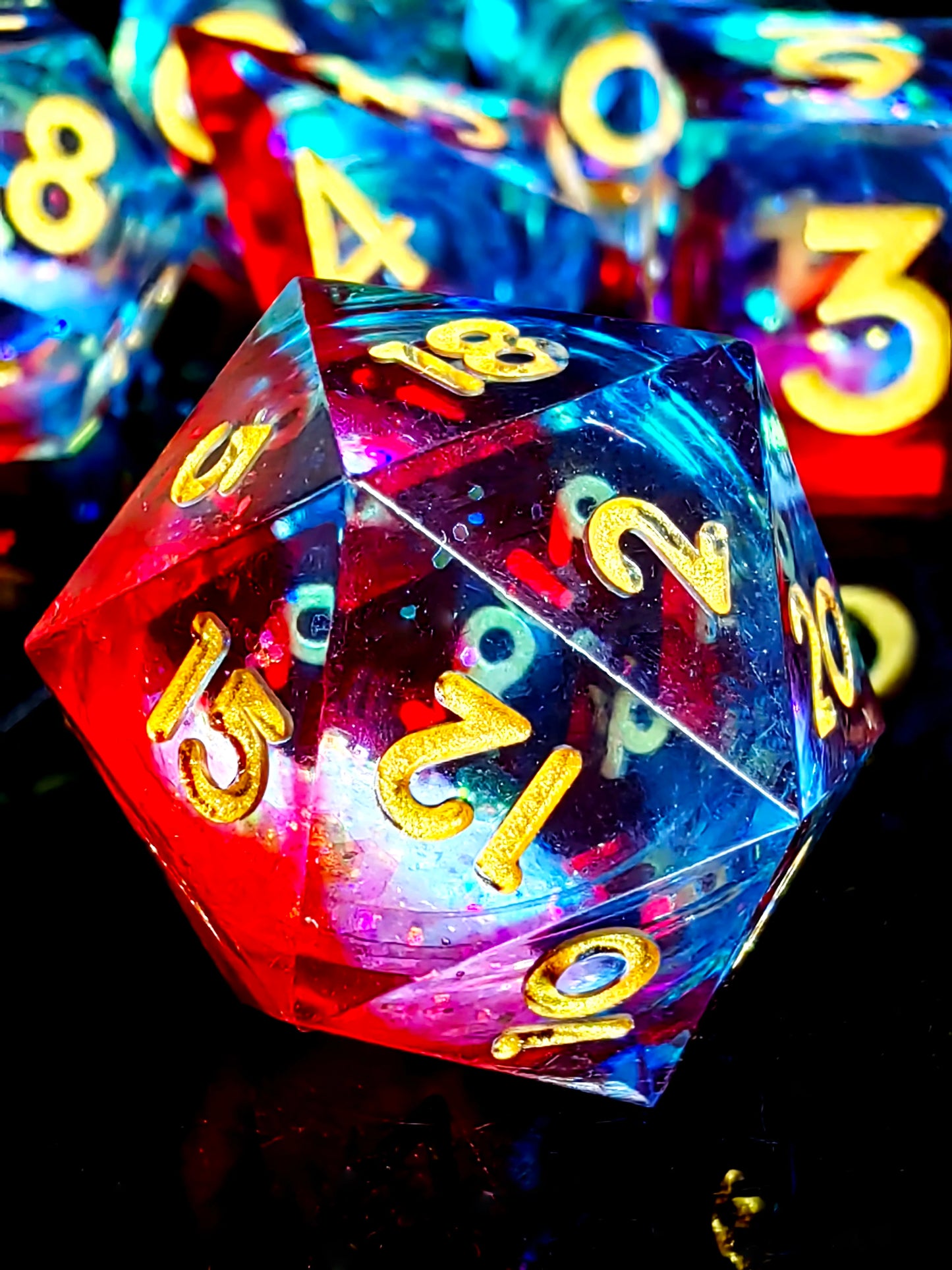 Dungeons & Dragons Dice Set - 7-Piece Sharp Edge Resin Dice with Flowing Sand