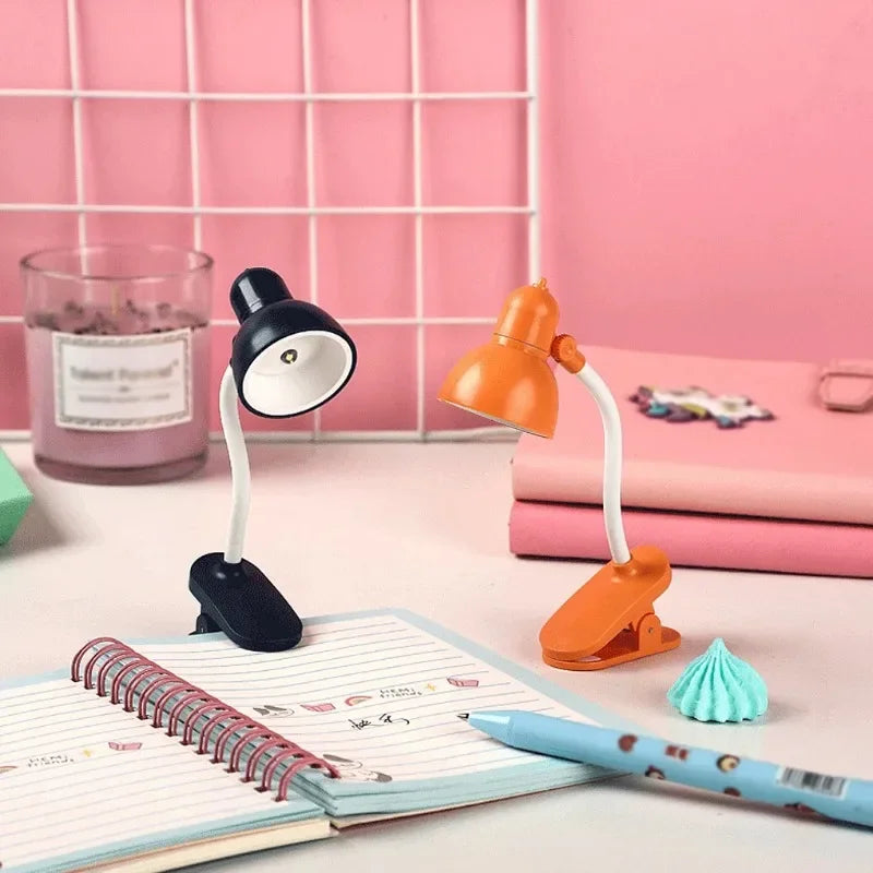 Mini Clip-On Reading Lamp — Retro Table Light Style